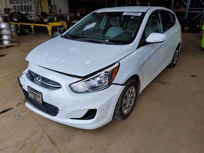 Alternador usado se adapta a: Hyundai Accent 2016 1,6 grado A Foto 1 de 4