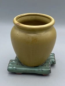 Redware Pflanzgefäß braun hellbraun mit grüner Keramik Bambusboden Kanne hat glatte Oberfläche - Bild 1 von 7