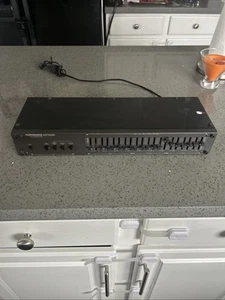 Audio Control Octave Stereo Equalizer Subsonic Filter Noise Stereo Powers On - Picture 1 of 7