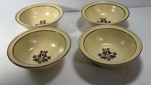Vintage 1976 PFALTZGRAFF VILLAGE Pattern 6" Rimmed Cereal Bowls - Set Of 4 - USA - Picture 1 of 5