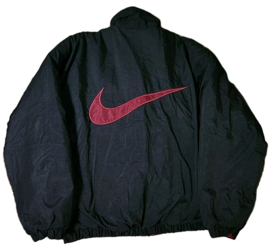 🔥 Vintage 90’s Nylon Nike Puffer Jacket Reversible Black Red Big Swoosh 27x26 - Image 1 of 4