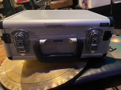 Rode NT2 Mic, Mount, Foam Cover, and Aluminum Locking Carry Case - Image 1 of 2