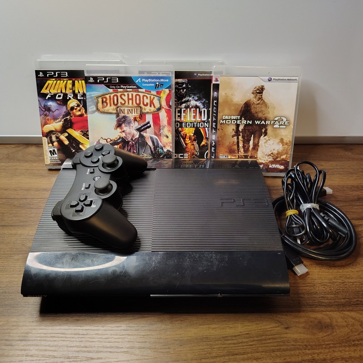 PlayStation3　本体 Amazon.co.jp: 完全洗浄OH済PS3 本体 初期型 CECHA00 PS2遊べる