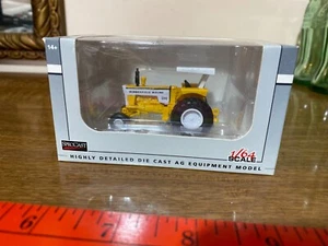 Canopy Minneapolis Moline Model G940 Toy Tractor with Loader, 1/64 Scale, NIB - Picture 1 of 6