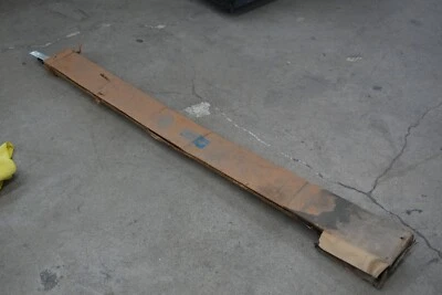 Nuevo de Lote Antiguo 1963 Mercury Comet Moldura Radiador Parrilla Panel Inferior Foto 1 de 4