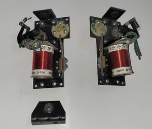 Capcom Pinball Flipper Parts Coils Brackets Plate Plungers Links Stop Actuator - Picture 1 of 14