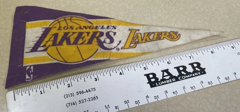 1990s VTG Los Angeles Lakers Basketball NBA Kobe Shaq Mini Pennant 9” X 3.5” Cover