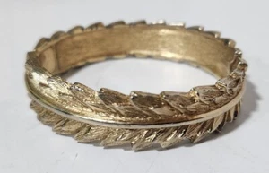 Brazalete Pulsera Vintage Monet 2" Ancho con Corona con Bisagras en Tono Dorado - Imagen 1 de 4