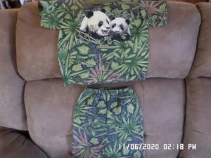NEW Kids Toddlers Jungle Camo 12 months Panda Bear on Front Shirt & Shorts Set - Picture 1 of 2