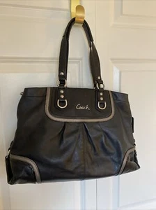 Coach Handtasche schwarz Leder zweifarbig (silber/grauer Besatz) Doppelgriff - Bild 1 von 12