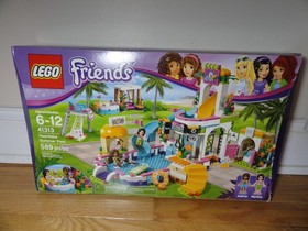 LEGO FRIENDS: Heartlake Summer Pool (41313) 99% Complete w/ Box & Instructions