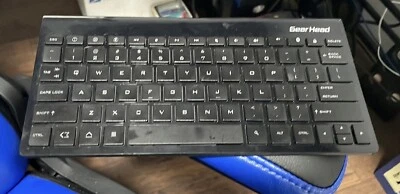 Wireless Bluetooth Keyboard Gear Head - Image 1 of 3