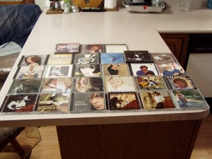 Country cd lot/27 Garth Brooks,Shania,Faith Hill,Eagles,Dixie Chicks... - Picture 1 of 5