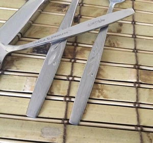 ONEIDA - WILL O' WISP  - CUBE Stainless - CHOOSE FLATWARE  * OLD STOCK - Picture 1 of 6