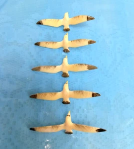 5 VTG Miniature SEAGULL PICKS Beige SEA BIRD Terrarium BEACH Crafts HONG KONG - Picture 1 of 7
