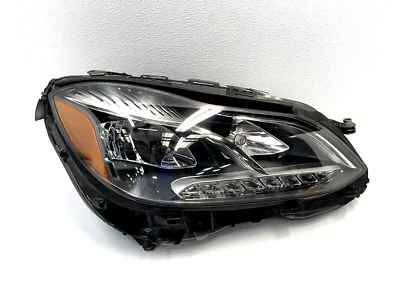 Faro derecho LED W212 MERCEDES-BENZ CLASE E E400 E300 2014-2016 A2128205239KZ Foto 1 de 4