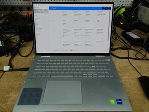 Dell Inspiron 7706 2 en 1 17" i7-1165G7 16 GB de RAM GeForce MX350 táctil sin sistema operativo/SSD - Imagen 1 de 5