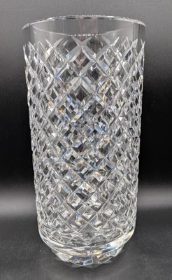Vintage Waterford Alana Diamond Cut Star Base Lead Crystal 10" Flower Vase AS IS - Image 1 of 4