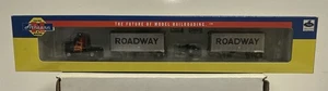 Athearn N Scale Roadway Mack R Truck W/ 28' Trailers #13878 - Picture 1 of 7