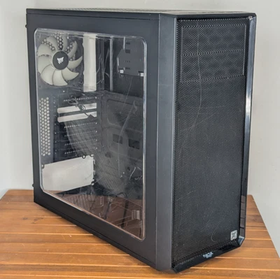 Fractal Design Focus G Mid Tower ATX Gaming PC Case - 3x 120mm Fans - Image 1 of 4