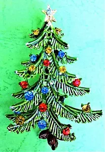 VINTAGE 1950'S ENAMELED RHINESTONE CHRISTMAS TREE PIN BY ART - USA - Picture 1 of 4