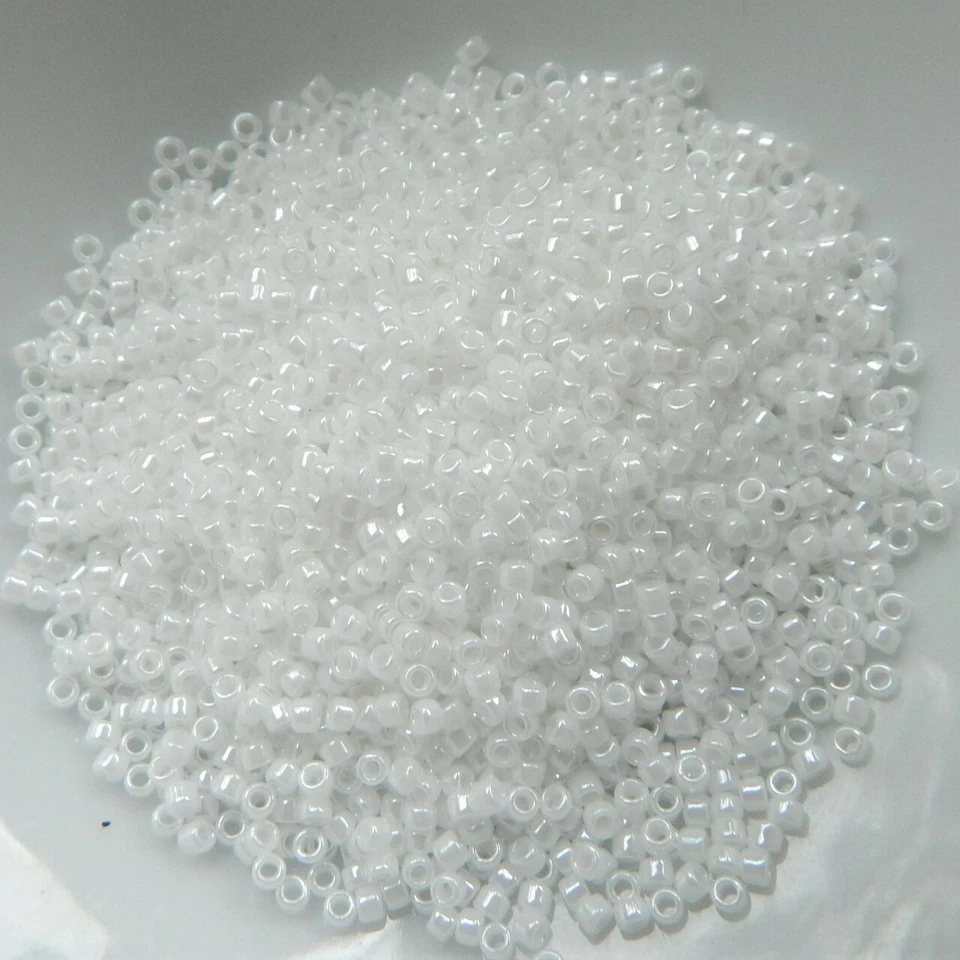 Cuentas de semillas 15/0 TOHO -Elige color - Bolsa de 10 gramos Foto 1 de 1