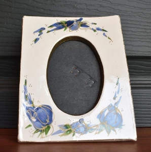 Vintage Hand Painted Ceramic Frame with stand - Picture 1 of 3
