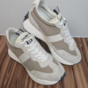 SeaVees Womens Leather Acorn Trainer Shoes Sneakers US Size 6. 5 Latte Off White - Imagen 1 de 16