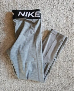 NWT Nike Pro Tight Fit Leggings Women’s XS Gray/black Running Athletic CZ9803 - Picture 1 of 7