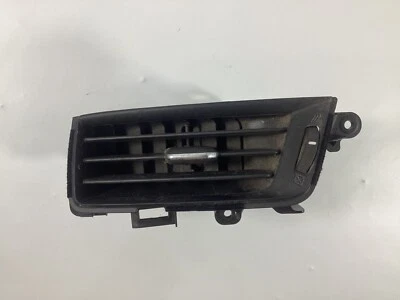 2014-2019 Chevrolet Equinox Air Deflector Vent Front Left Outer GM-20943682 OEM. - Image 1 of 4