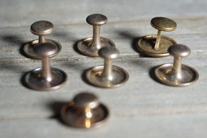 KING Tuxedo Studs Gold Tone Collar Buttons Shirt Formal Wear Wedding - Set of 7 - Picture 1 of 12