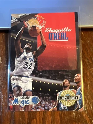 Tarjeta de novato Shaquille O'Neal Shaq 1992-93 Skybox RC #382 Magic Lakers Heat Salón de la fama Foto 1 de 4