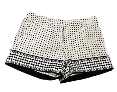 Pantalón corto elegante para mujer, cintura alta con cremalera. Foto 1 de 4