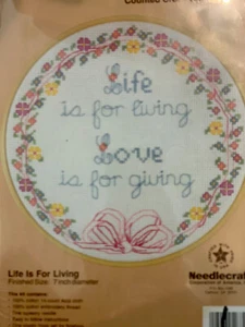 WonderArt Life Is Living Counted Cross Stitch Hoop Kit 5468 New Needlecraft VTG - Picture 1 of 8