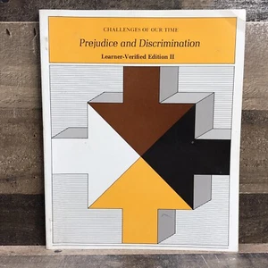 Prejudice and Discrimination Textbook by Allyn and Bacon Copywrite 1973 (1984) - Imagen 1 de 22