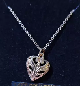 Stunning New Old Stock Vintage Intricate Heart Necklace - Picture 1 of 18