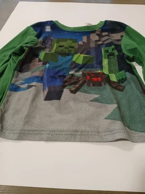 Boys Long Sleeve Mindcraft T Shirt Size 8 - Image 1 of 3