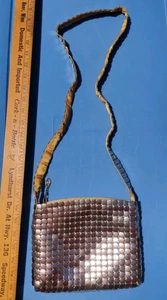 Vintage Marlo Handbags & Accessories Gold Metal Mesh Small Shoulder Bag Purse - Picture 1 of 10