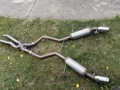 Sistema de escape trasero BMW 335i Cat 2007-2010 Foto 1 de 3