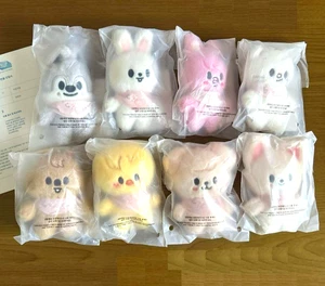 StrayKids SKZ 5ª Reunión de Abanicos 5' RELOJ SKZOO PELUCHE 10 cm Juego Completo de 8 NUEVO - Imagen 1 de 17