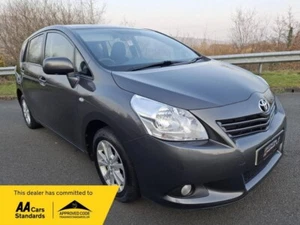 2012 Toyota Verso 2.0 D-4D TR MPV 5dr Diesel Manual Euro 5 (126 ps) MPV Diesel M - Picture 1 of 24