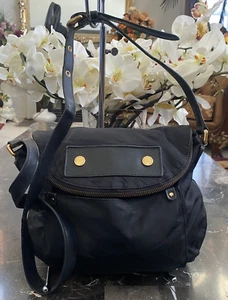 Marc Jacobs Preppy Natasha Women's Black Nylon Medium Crossbody Bag EUC, $180 - Picture 1 of 12