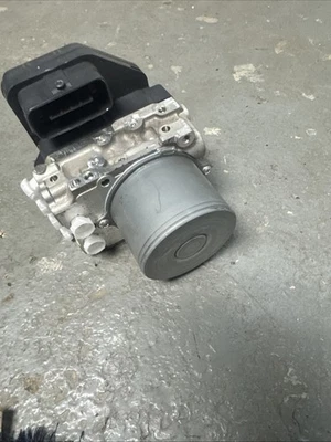 INFINITI M37X Q70 2012 3,7 L AWD SISTEMA DE FRENOS ANTIBLOQUEO MÓDULO BOMBA ABS FÁBRICA Foto 1 de 4