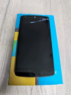Google Nexus 5 32GB Black- For Parts/Not Working - Image 1 of 4