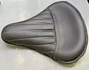 Fit Für Royal Enfield Klassisch 350 500 Pure Leder Vorne Sattel Sitz Schwarz - Picture 1 of 7