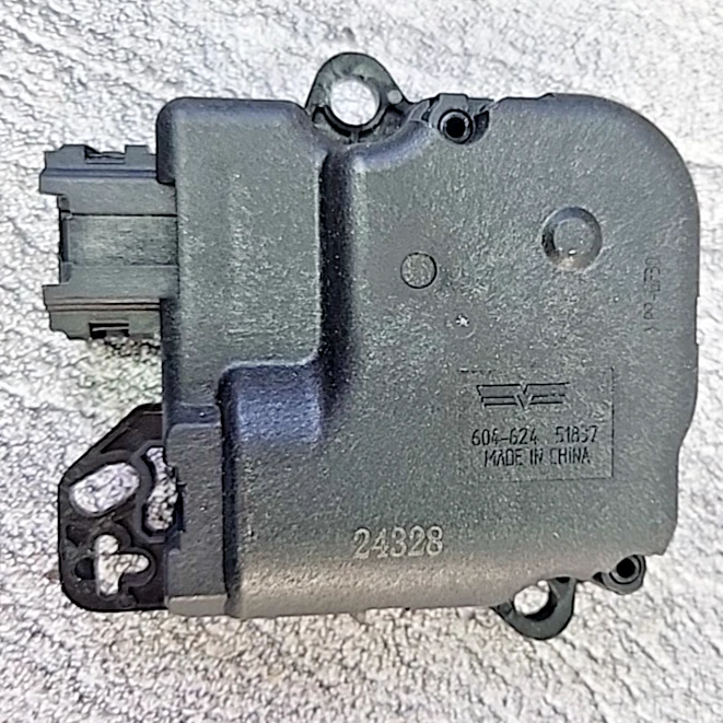 Actuador de puerta Dorman 604624 para Nissan Armada Titan Infiniti QX56 HVAC mezcla nuevo de stock Foto 1 de 4