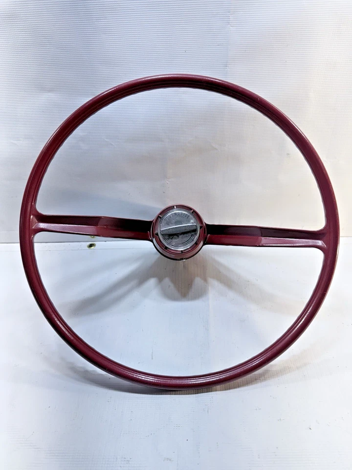 Volante Oldsmobile F-85 1961-1962 plato profundo con botón de bocina OEM limpio usado Foto 1 de 4