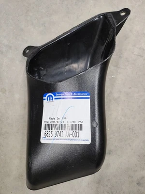 2015-2023 DODGE CHALLENGER RIGHT BRAKE COOLING AIR DUCT NEW OEM 68259742AA - Image 1 of 2