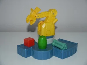 Chuggington Interactive Trains Parts LOADING YARD with Accessories _ K15 - Picture 1 of 6