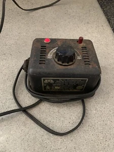 VINTAGE 1930er DEUTSCHER MODELLEISENBAHN TRAFO SELBSLSCHALTER - Bild 1 von 6